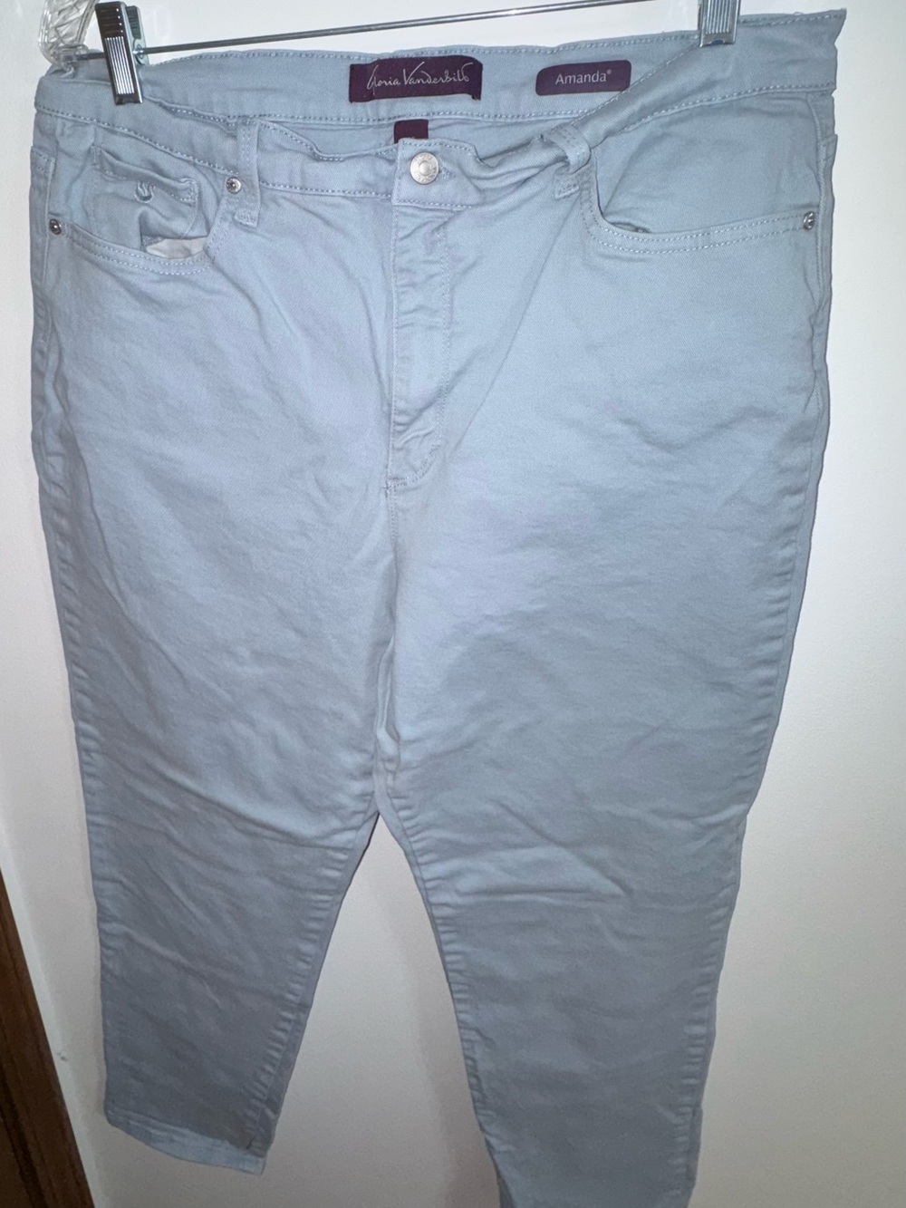 Gloria Vanderbilt  Slim Jeans in Light Lavender